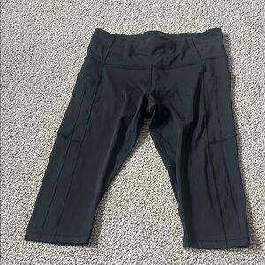Womens Athleta Crop Stash Leggings
